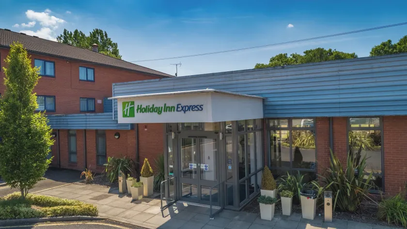 Holiday Inn Express Preston South by IHG - Image 1