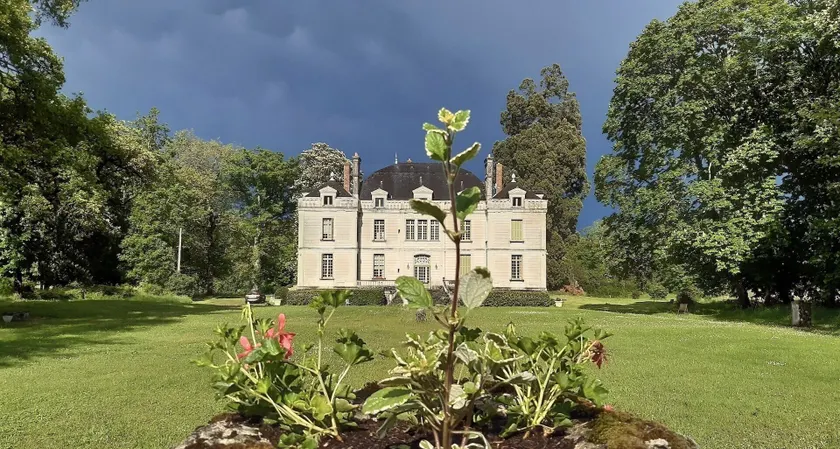 Le Château du Breuil - Image 1