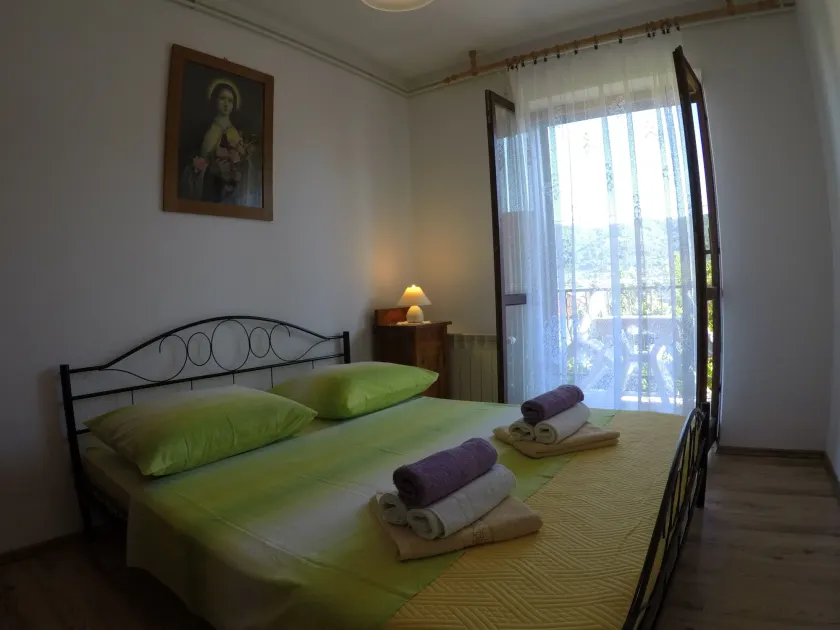 Antique apartment with balcony - Image 1
