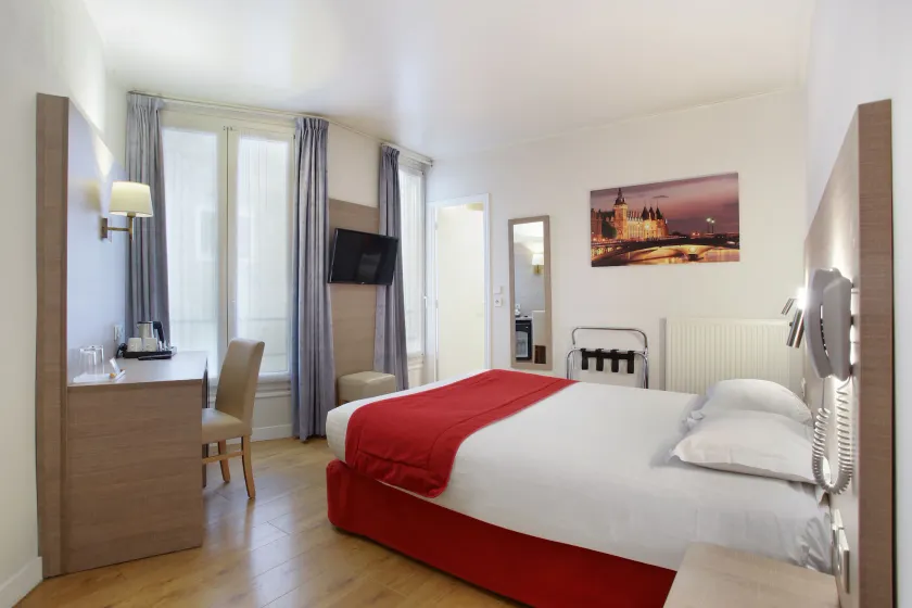 Hôtel LUX PICPUS - Image 1