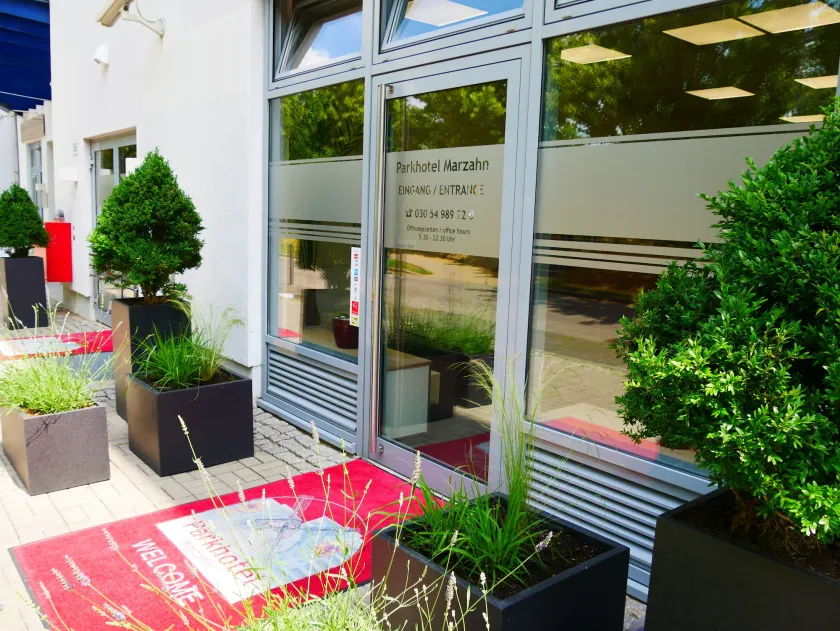 Parkhotel Marzahn - Image 1