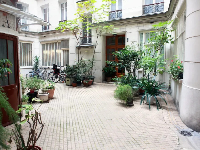 Studio Marais Belle Epoque - Image 1