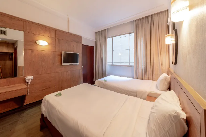 Hotel Bencoolen Singapore - Image 1