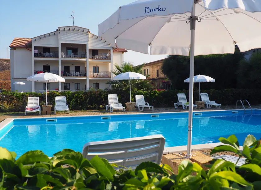 Barko Apartments & Suites - Image 1