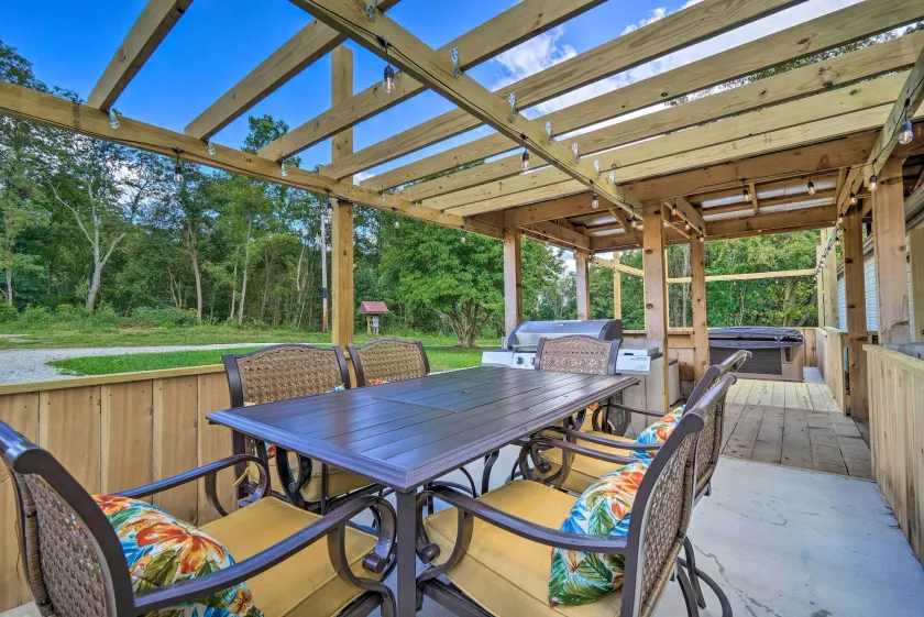 'Take 5' Retreat w/ Hot Tub: Relax, Rest, Refresh! - Image 1