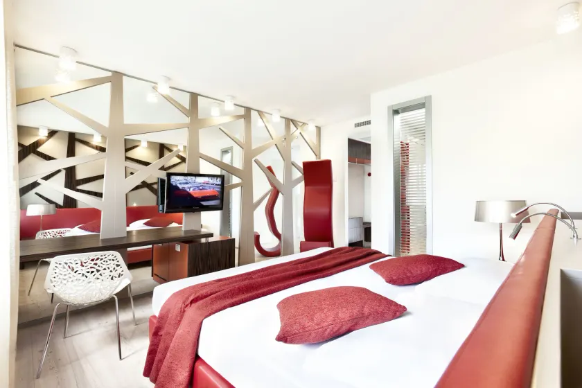 Ai Cadelach Hotel Giulia - Image 1