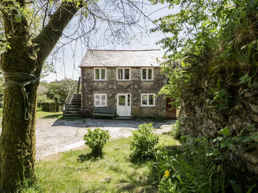 Little Trespettigue - Image 1