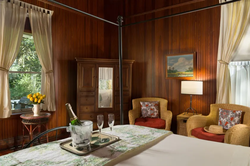 Magnolia Springs Bed and Breakfast - Image 1