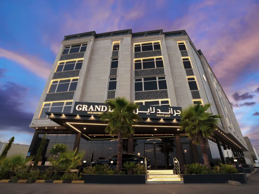 Grand Line - Image 1