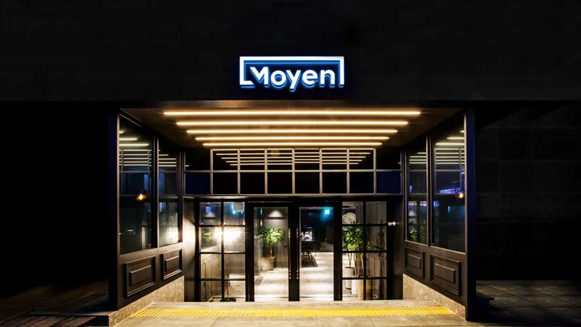 Moyen Hotel - Image 1