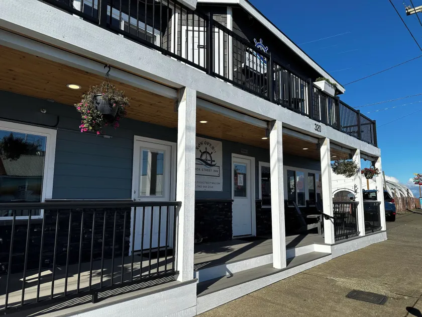 Dock Street Inn - Image 1