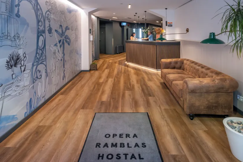 Hostal Operaramblas - Image 1