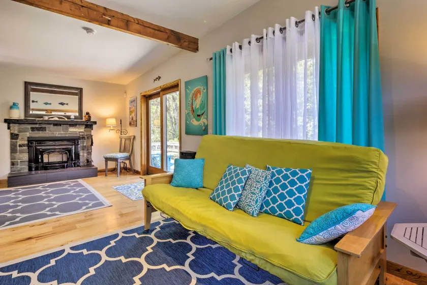 Great for Couples! Cape Cod Cottage 2 Mi to Beach - Image 1