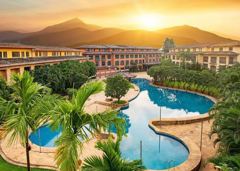 Discover Resorts - Image 1