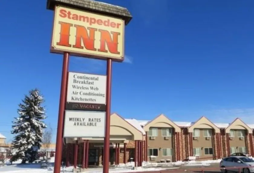 Stampeder Inn - Image 1