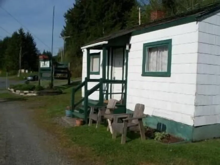 Valley View Motel - Image 1