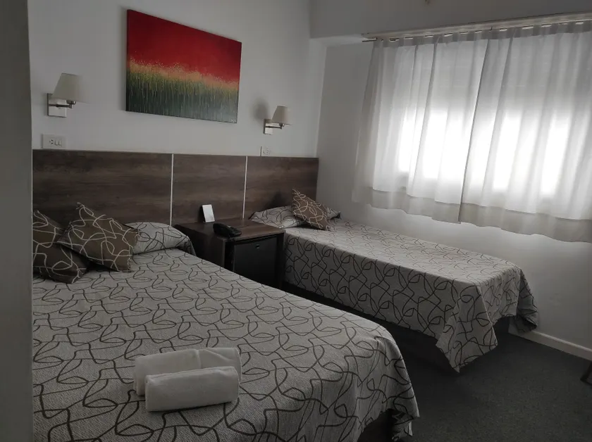 HOTEL ROMA DE TANDIL - Image 1