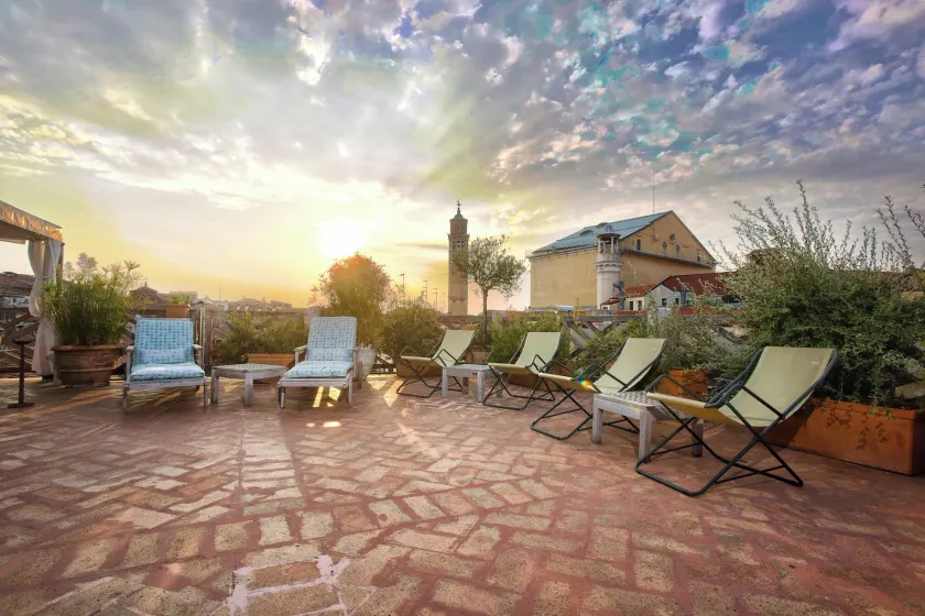 Hotel Saturnia & International - Image 1