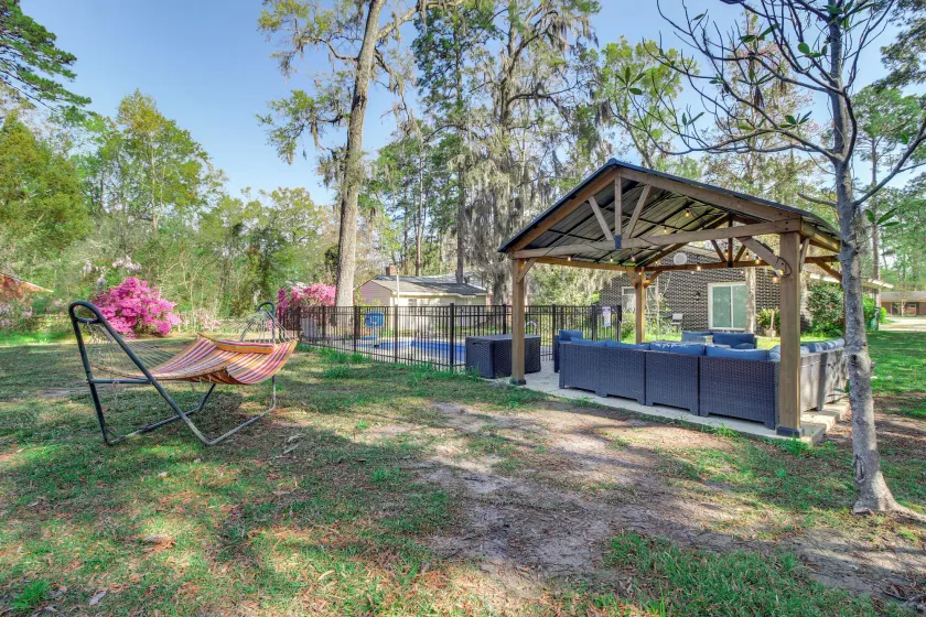 4 Mi to Savannah: Home w/ Gazebo & Seasonal Pool! - Image 1