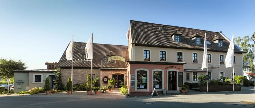 AKZENT Hotel Franziskaner - Image 1