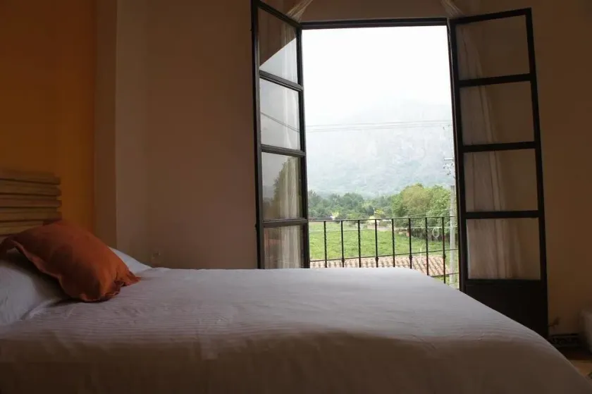 Hotel Amador - Image 1