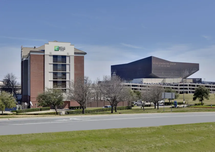 Holiday Inn Express & Suites Irving Conv Ctr - Las Colinas by IHG - Image 1
