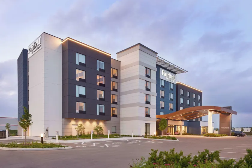 Fairfield by Marriott Inn & Suites Orillia - Image 1