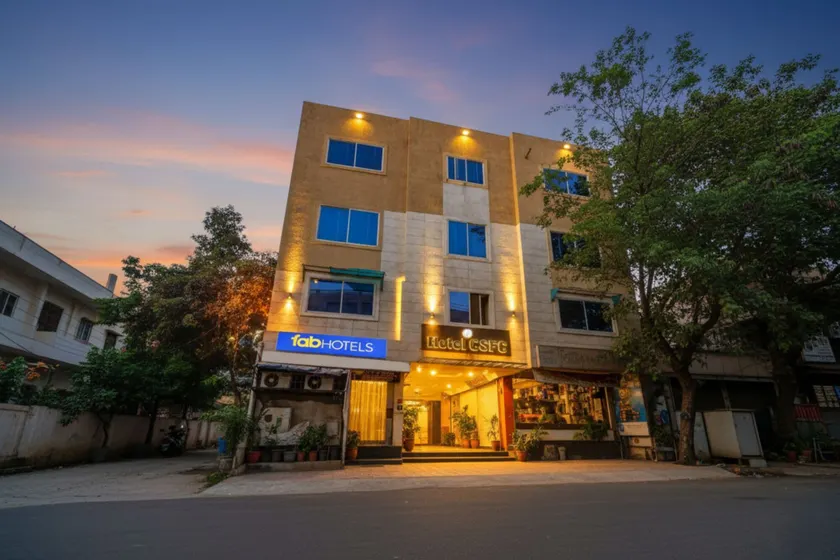 FabHotel CSFC - Image 1