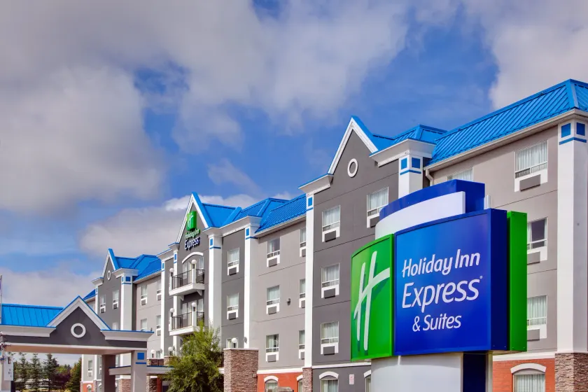 Holiday Inn Express Calgary South by IHG - Image 1