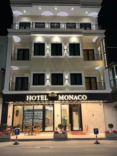 Hotel Monaco - Image 1