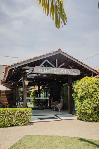 Avenida Hotel - Image 1