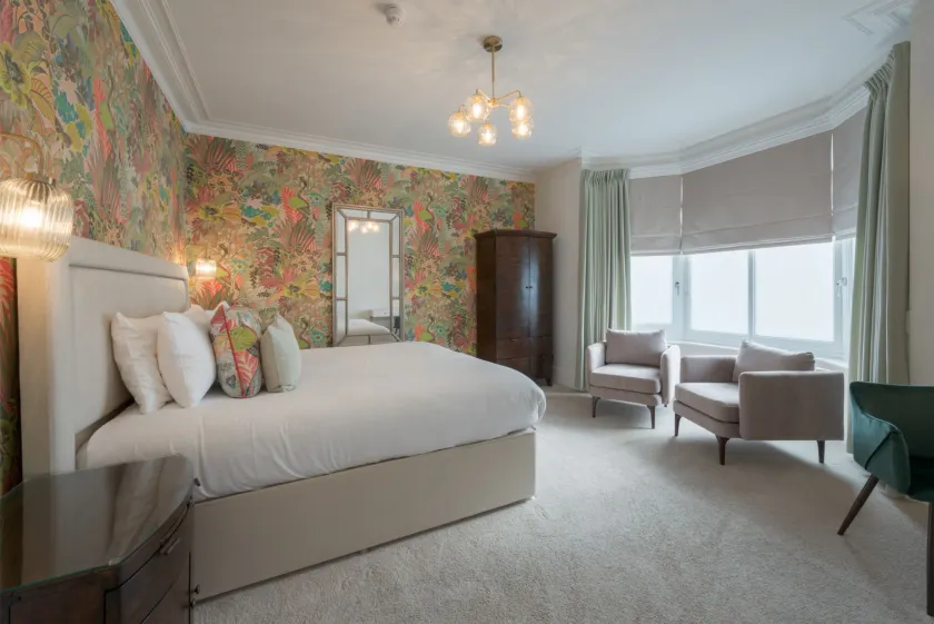 Florence House Boutique Hotel and Restaurant - Image 1