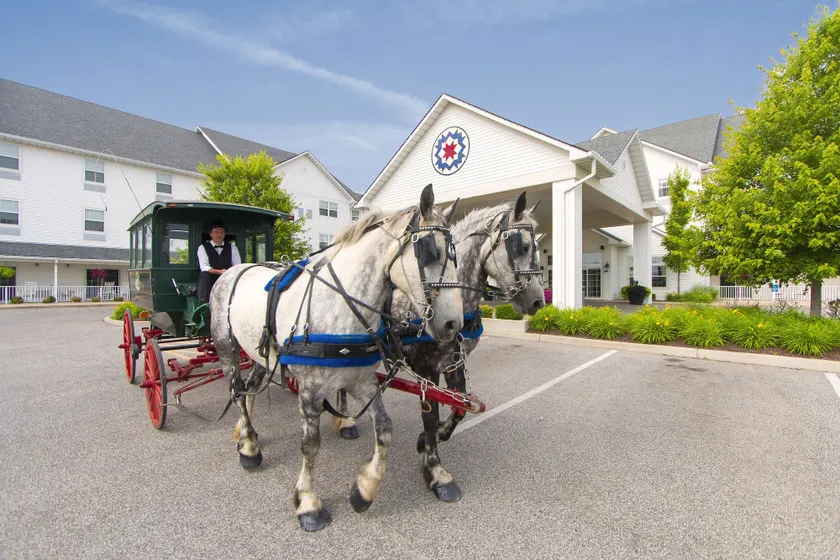 Blue Gate Garden Inn - Image 1