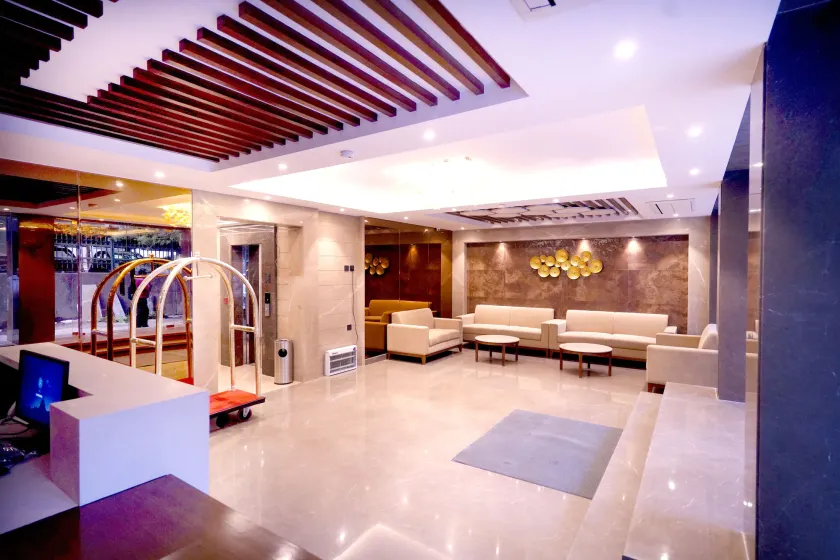 Hotel City Pride - Image 1