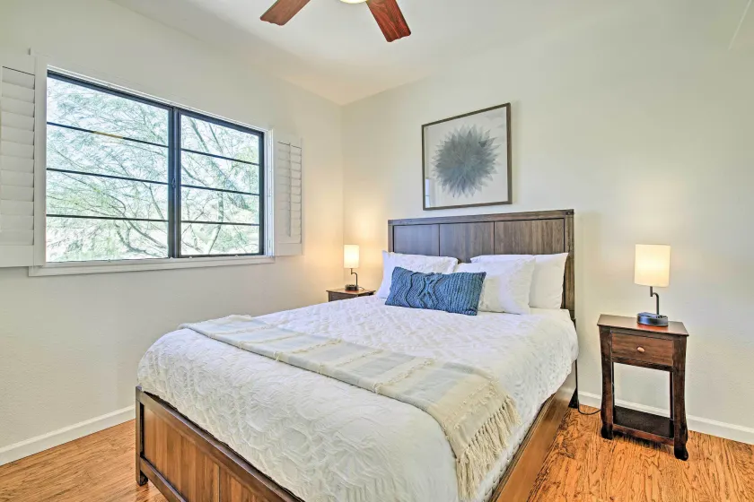 Upscale Phoenix Abode: Walk to South Mountain Park - Room