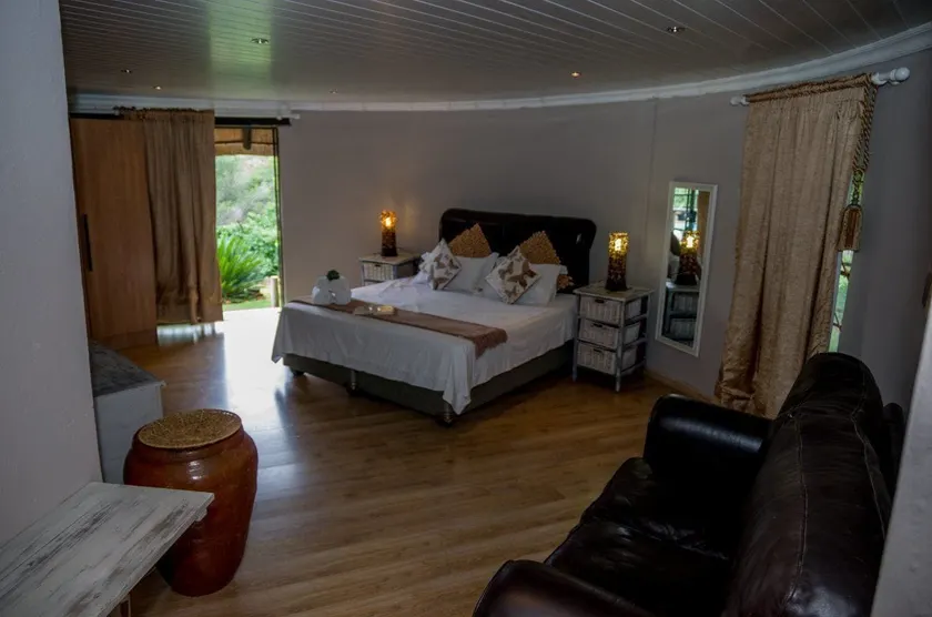 Khululeka Bushveld Guest Farm - Image 1