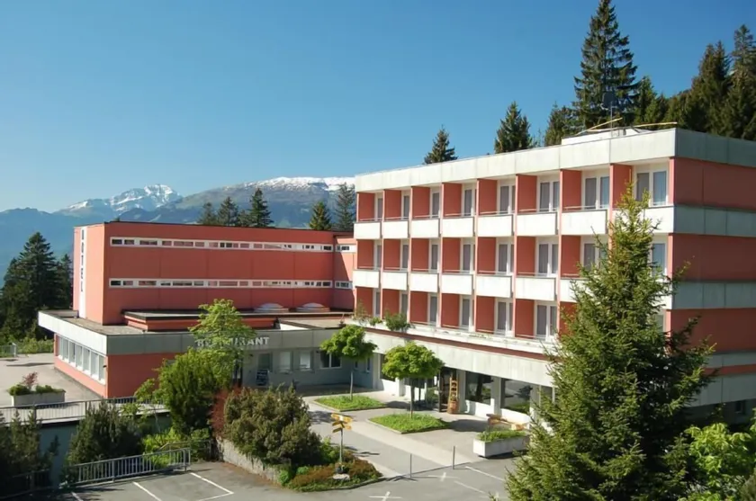 Hotel Alvier - Image 1