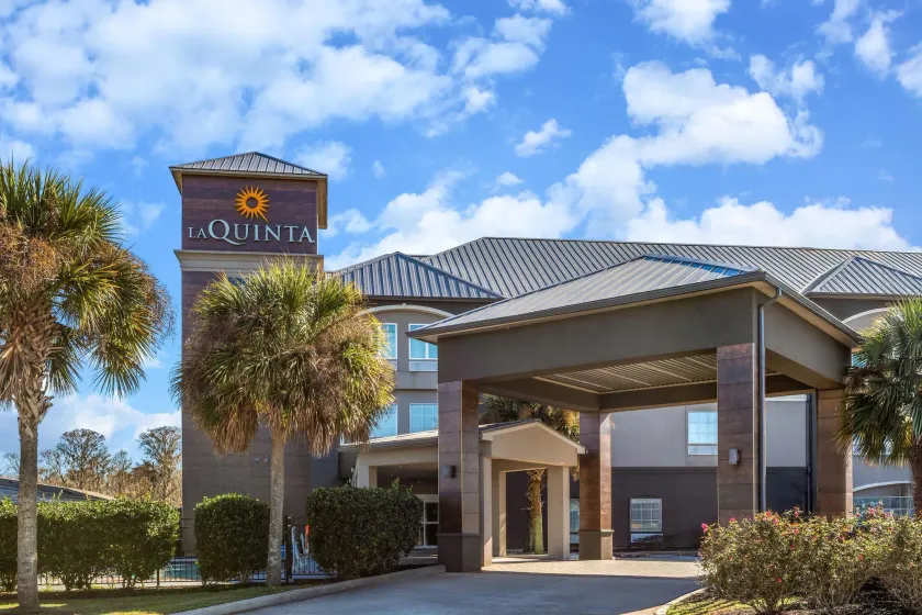La Quinta by Wyndham Boutte - Image 1