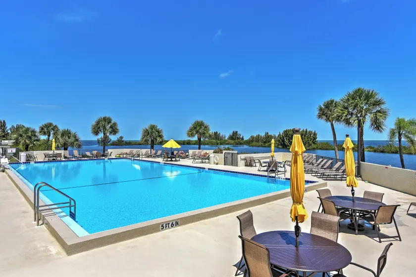 Resort-Style Penthouse w/ Patio in Hudson! - Image 1