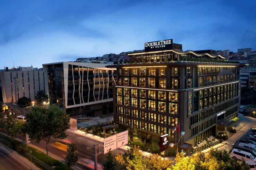 DoubleTree by Hilton Hotel Istanbul - Piyalepasa - Image 1
