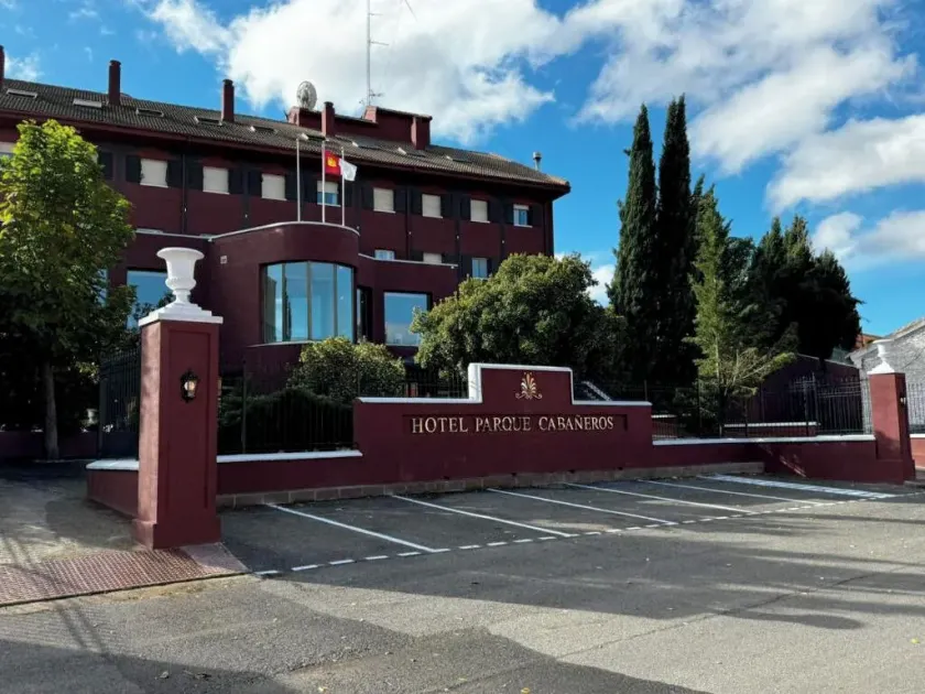 Hospedium Nuevo Hotel Parque Cabaneros - Image 1