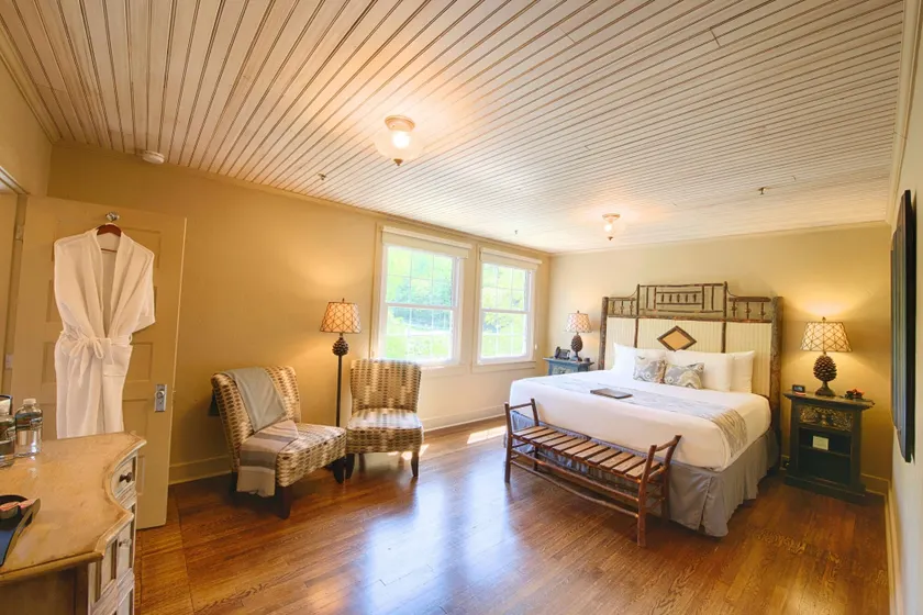 Historic Tapoco Lodge Resort - Image 1