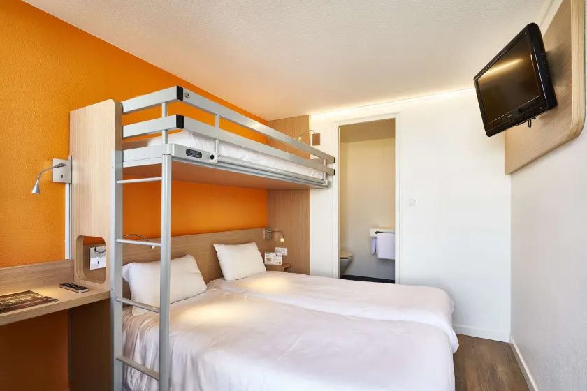 Hôtel Première Classe La Roche Sur Yon Mouilleron Le Captif - Image 1