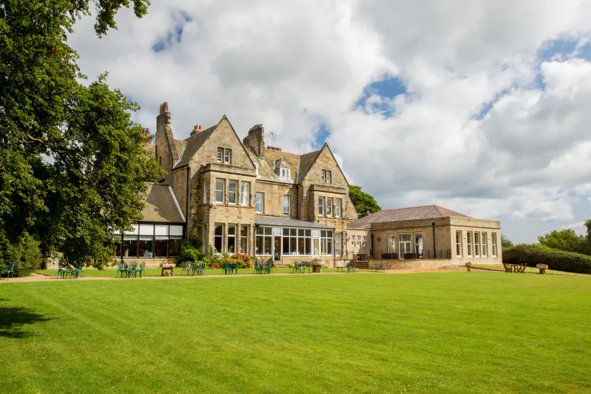 Grinkle Park Hotel - Image 1