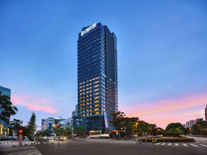 Ningbo Wanda Moments Hotel - Image 1