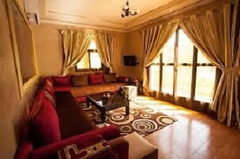 ApartHotel Nzaha - Living area