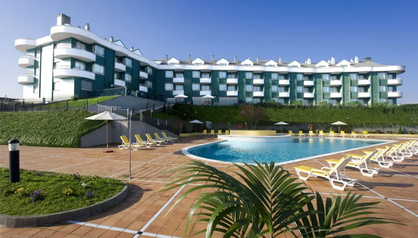 Playas de Liencres - Hotel & Apartamentos - Image 1