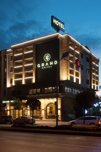 Sakarya Grand Hotel - Image 1
