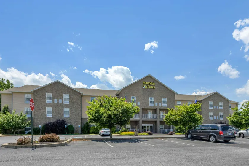 MainStay Suites Grantville - Hershey North - Image 1