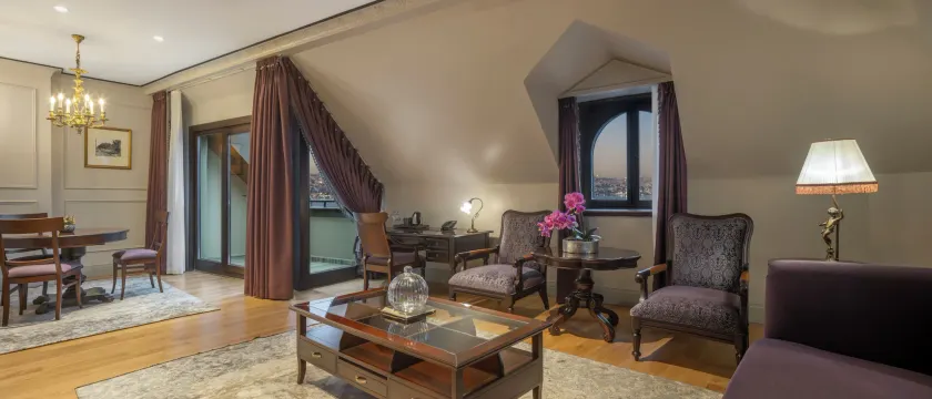 Palazzo Donizetti Istanbul, Tapestry Collection by Hilton - Image 1